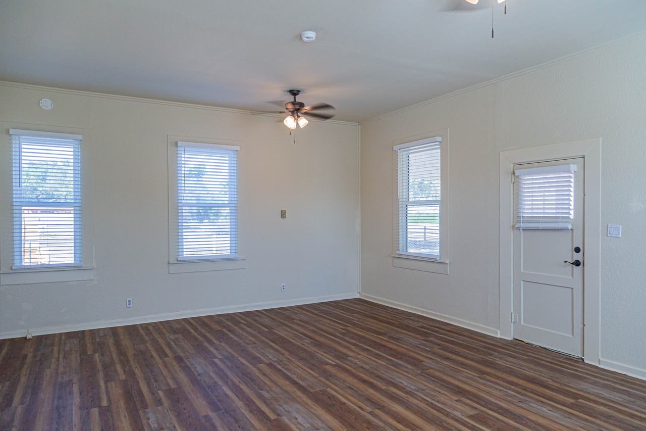 12261 W Grier Rd #1 - Photo 6 of 18