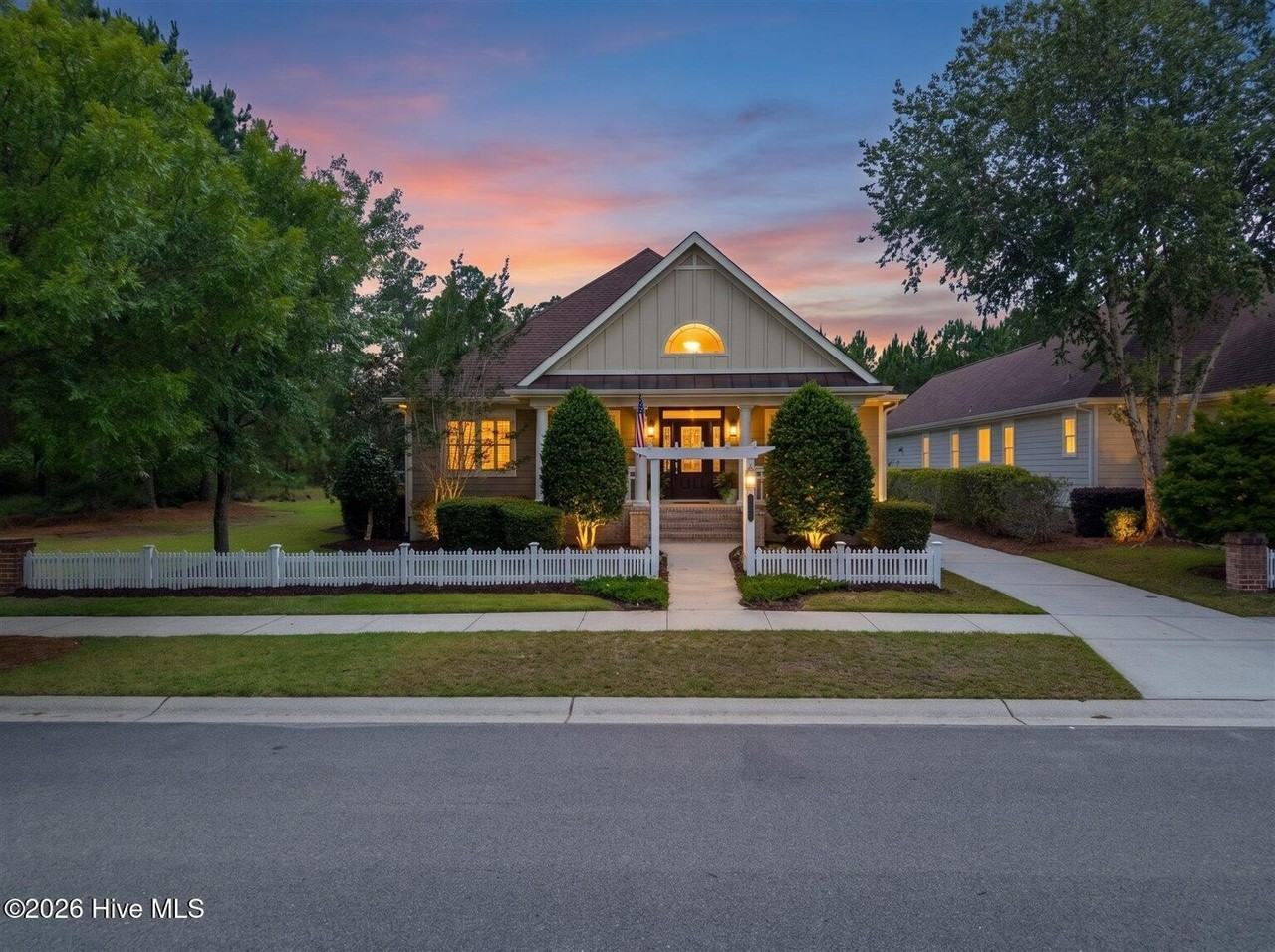 2013 Simmerman Way - Photo 4 of 50