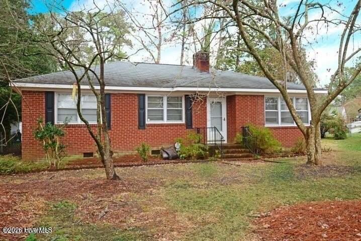 2605 Crockett Dr - Photo 2 of 4