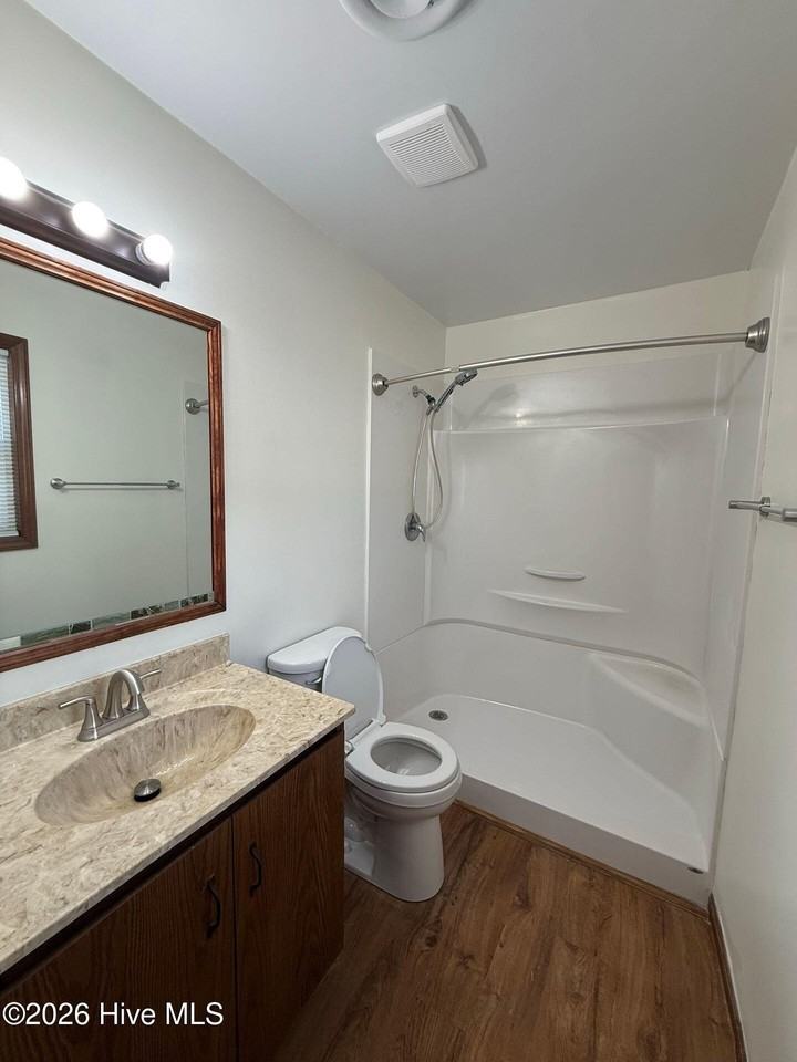200 Sugarwood Ct - Photo 6 of 9