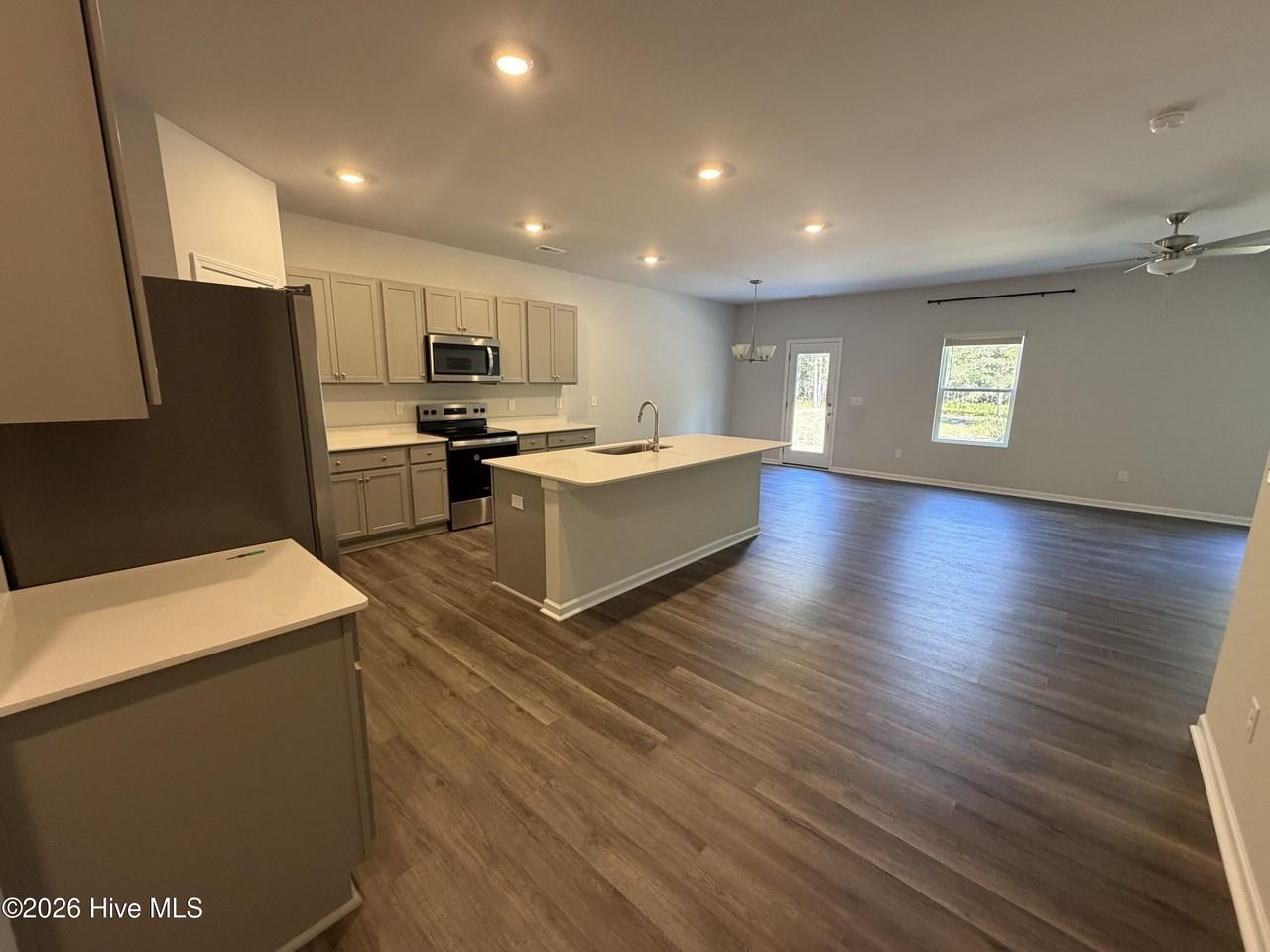 520 Bannermans Mill Rd - Photo 2 of 29