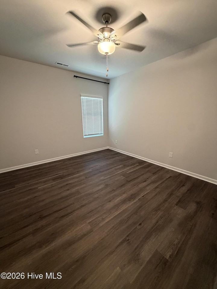 520 Bannermans Mill Rd - Photo 5 of 29