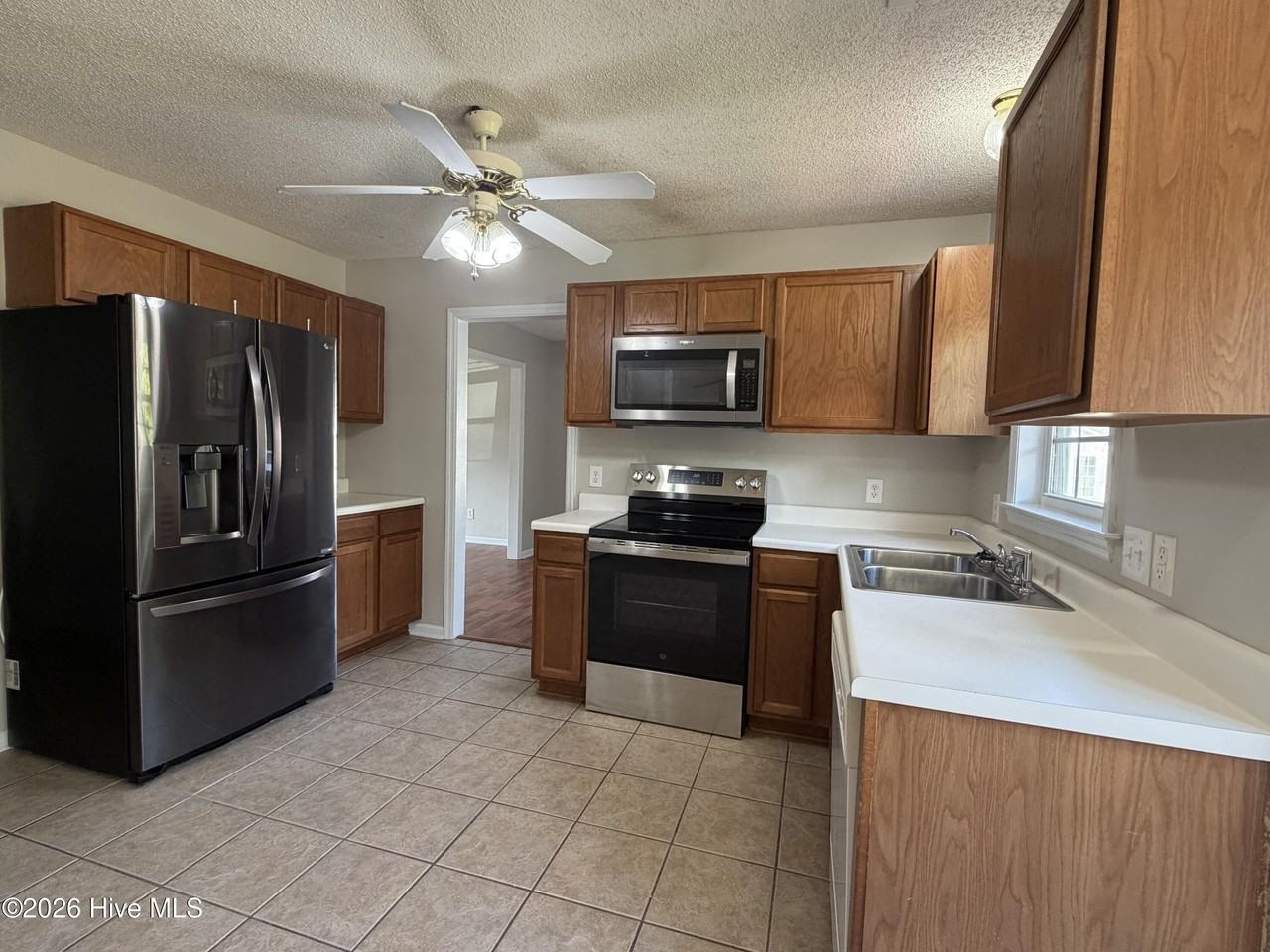 142 Forest Bluff Dr - Photo 6 of 11