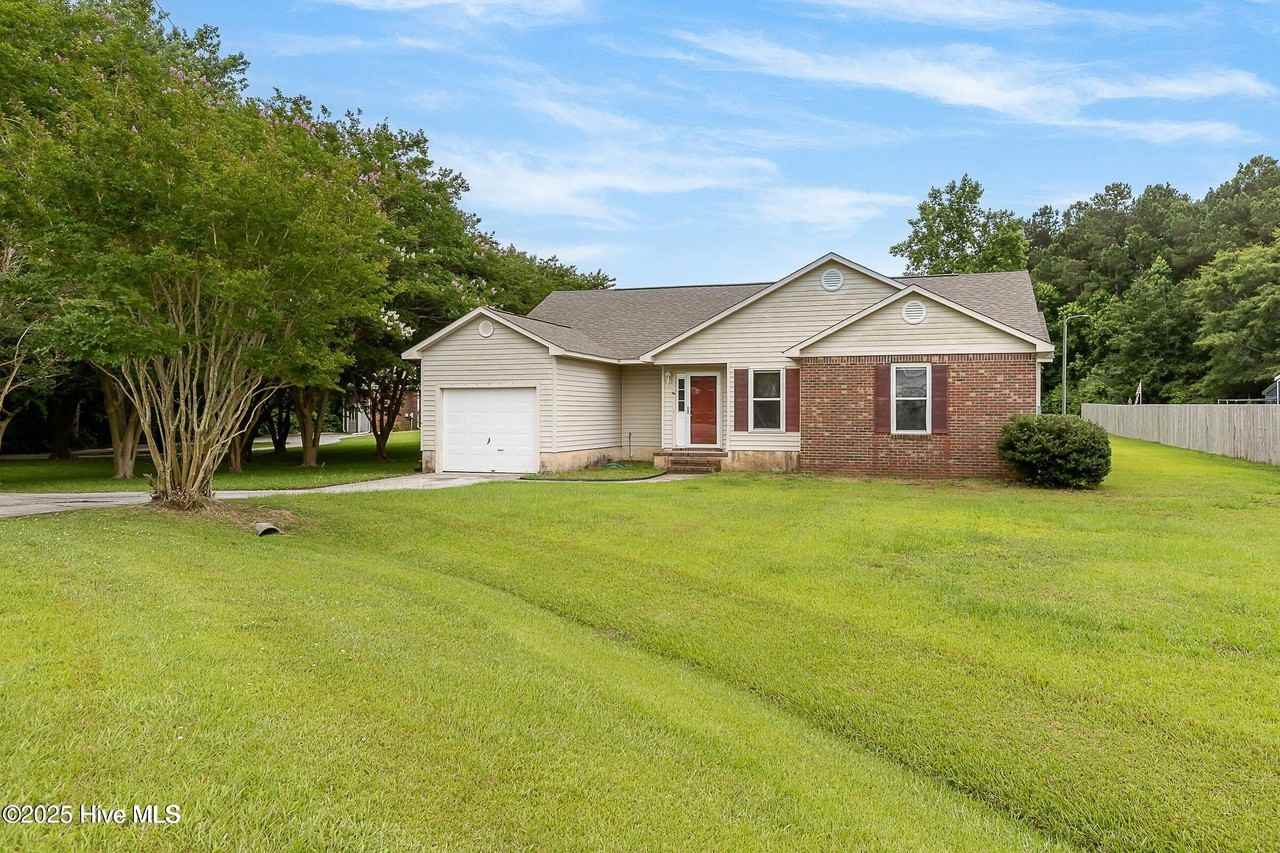 510 Greenfield Pl - Photo 2 of 23