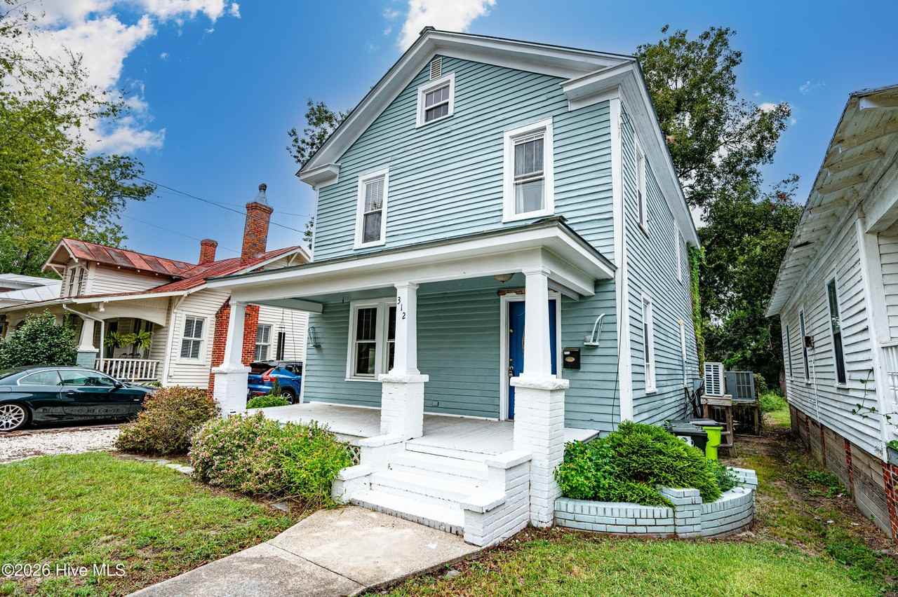 312 Avenue B - Photo 3 of 29