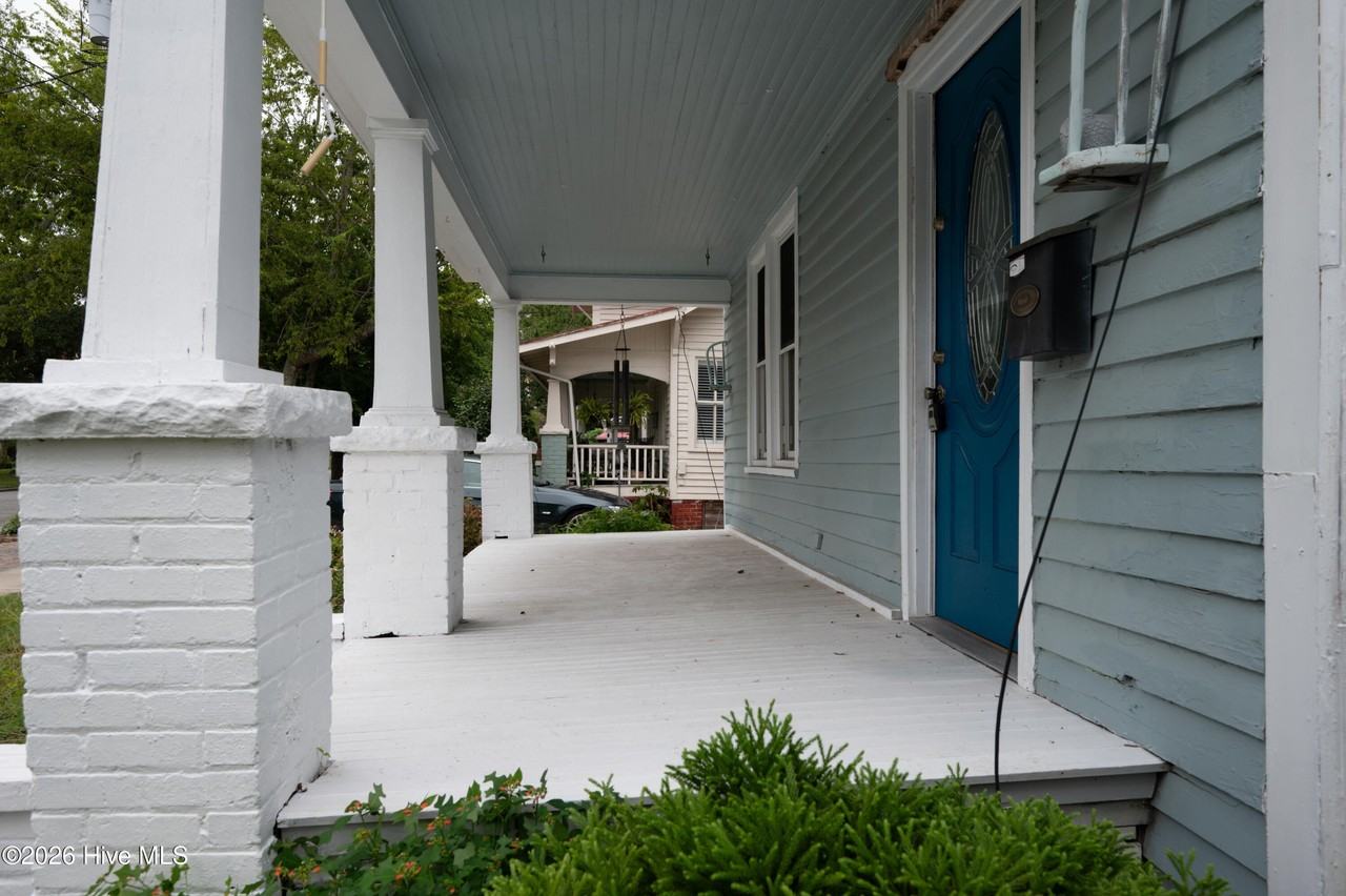 312 Avenue B - Photo 5 of 29
