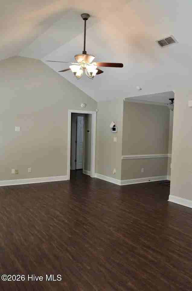 816 Stoneview Dr - Photo 3 of 18