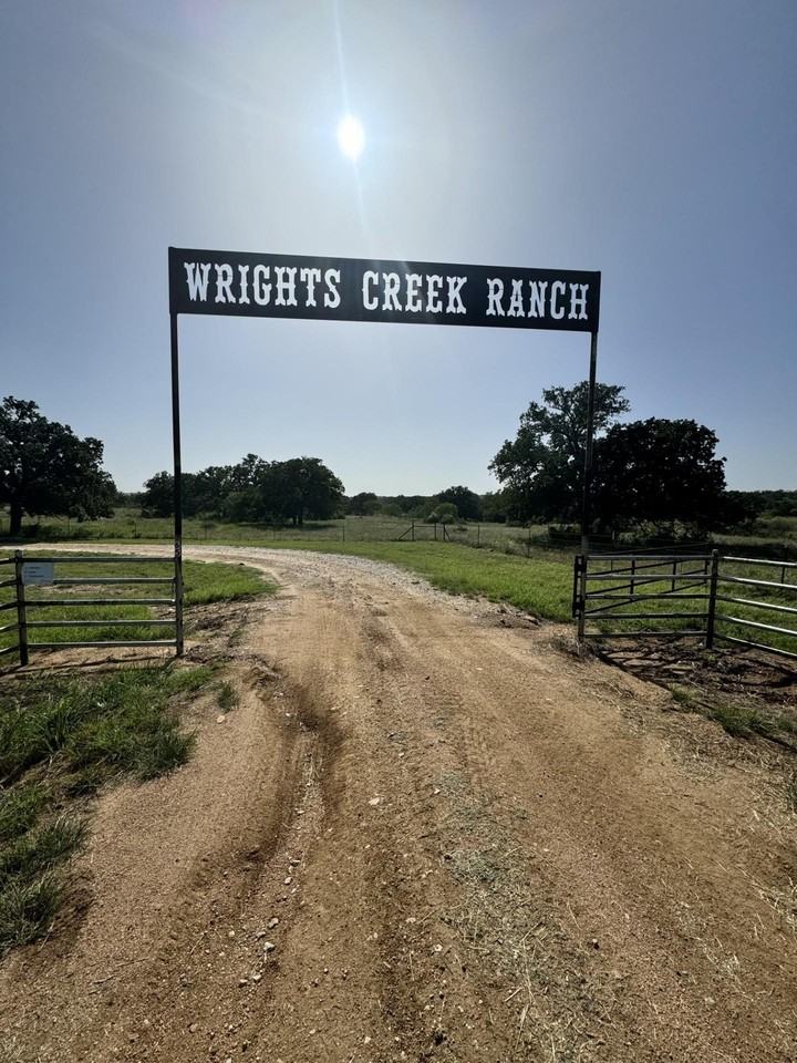 8653 N State Highway 16 - Photo 2 of 30