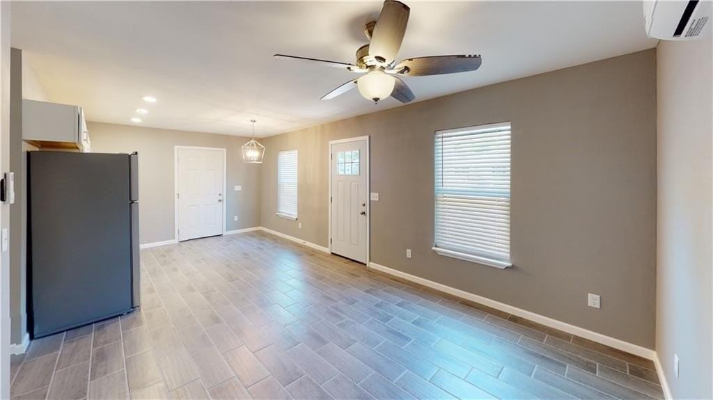 809 N Adams St - Photo 7 of 10