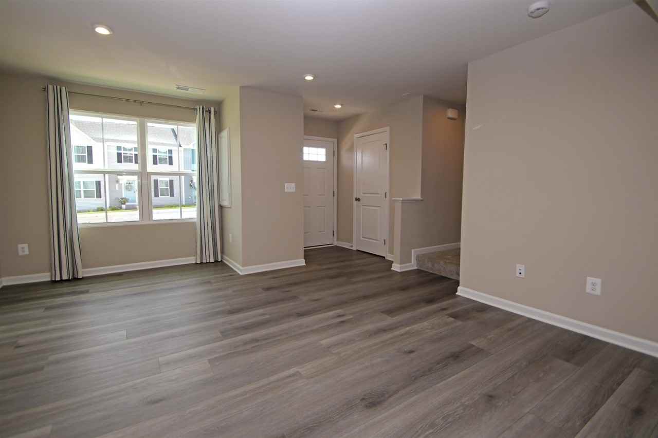 3404 Granite Rd - Photo 4 of 19