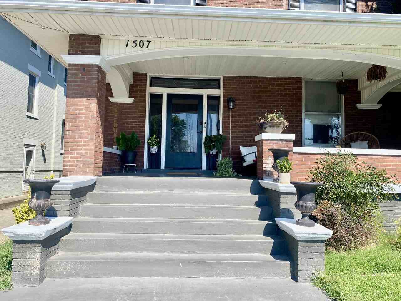 1507 Jefferson St - Photo 2 of 26