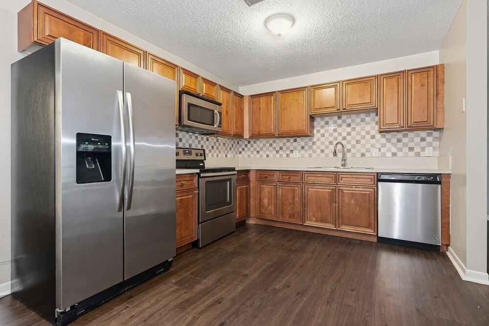 156 Cordoba Cir - Photo 6 of 16