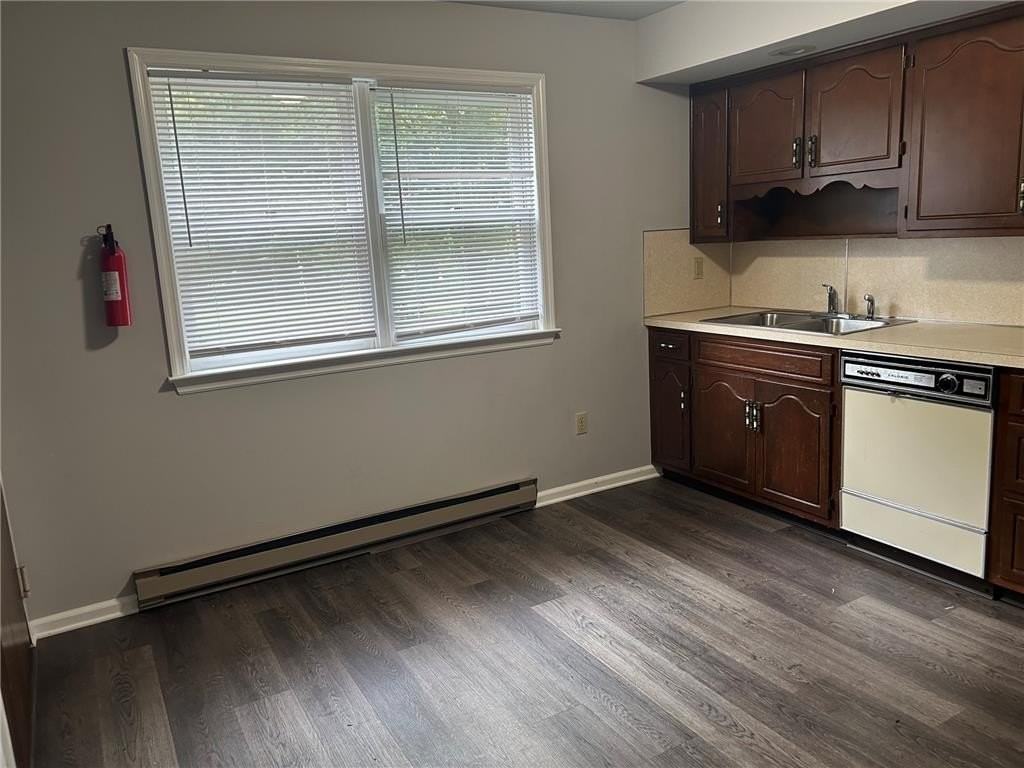 1662 Farmersville Rd #1B - Photo 4 of 18