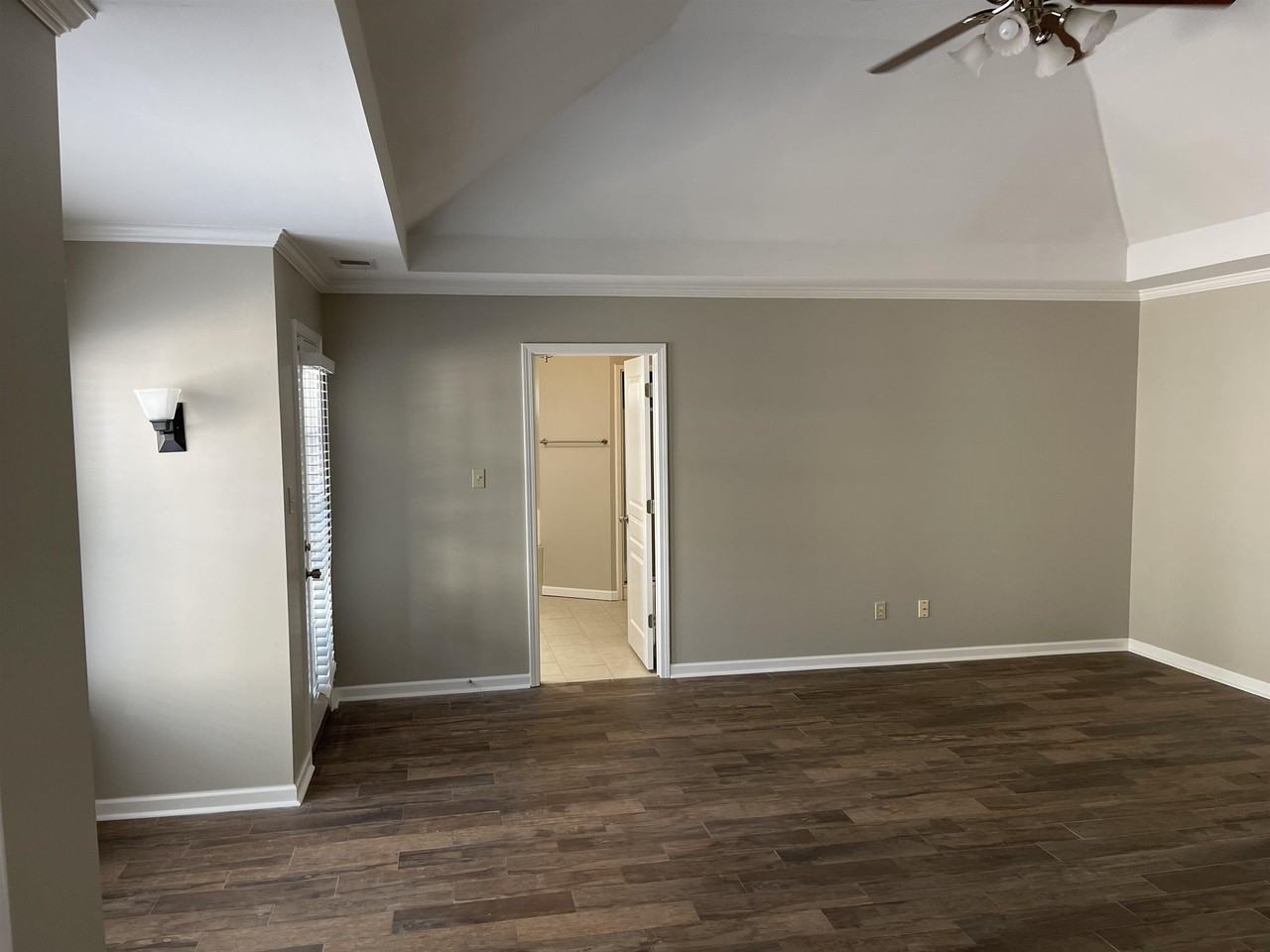 526 Saint Nick Dr - Photo 3 of 26