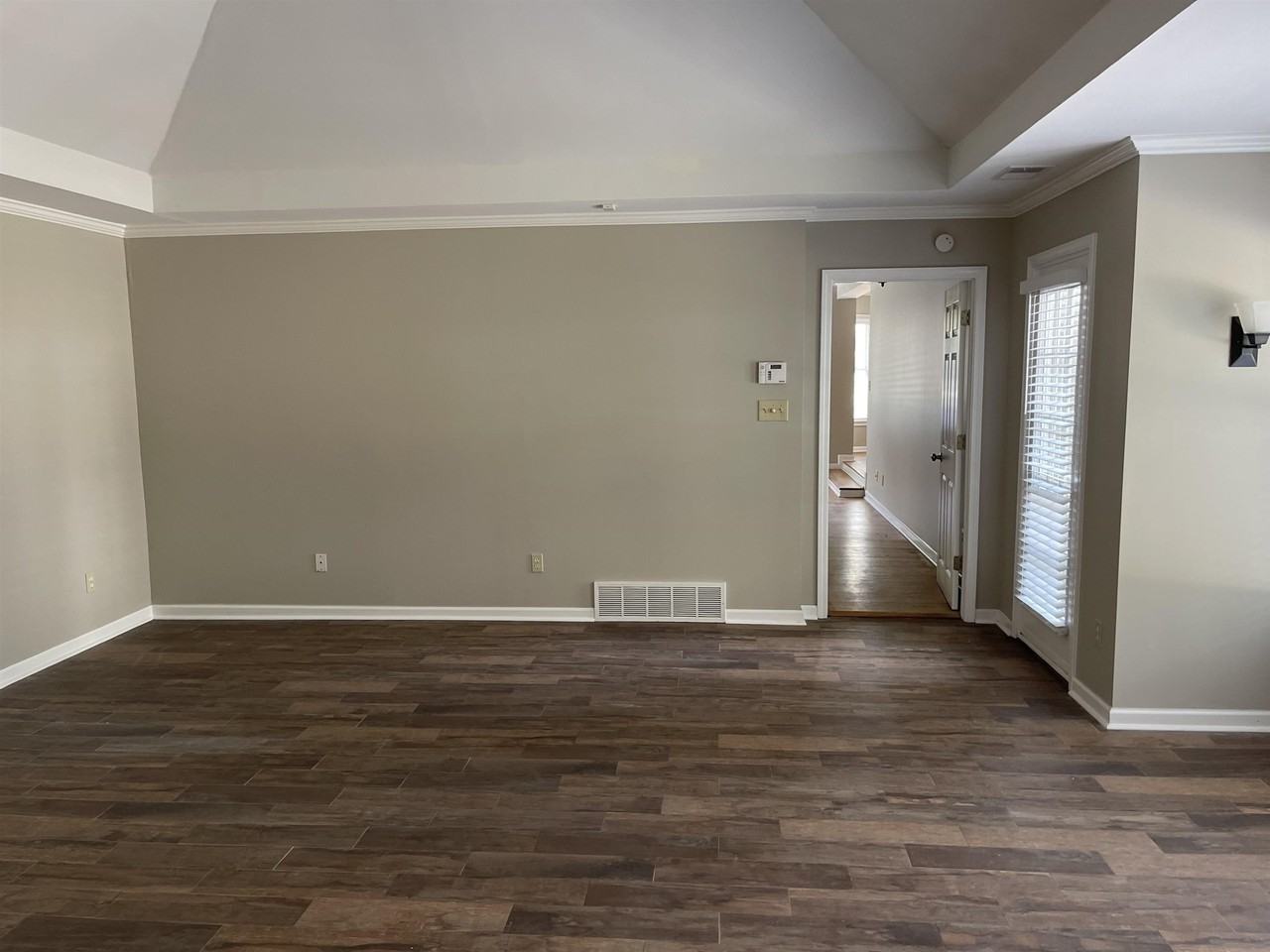526 Saint Nick Dr - Photo 4 of 26