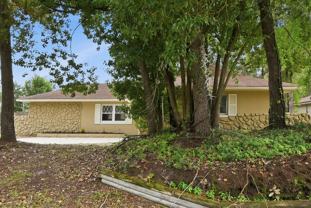 608 Pheasant Ave - Photo 1 of 1