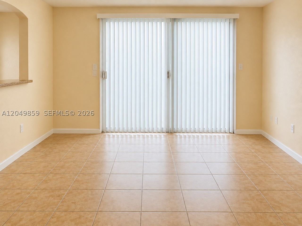 1413 Se 27th Ct #7 - Photo 5 of 17