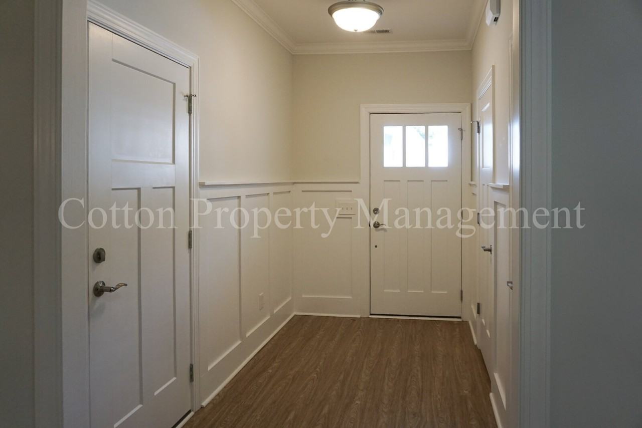 4838 Sebastian Ln - Photo 4 of 24
