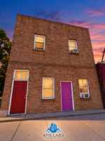 featured image of 803 E Chicago Ave