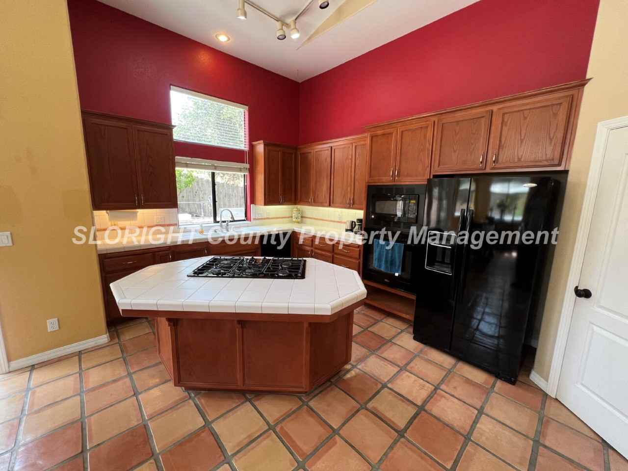 1410 San Diego Loop - Photo 5 of 46