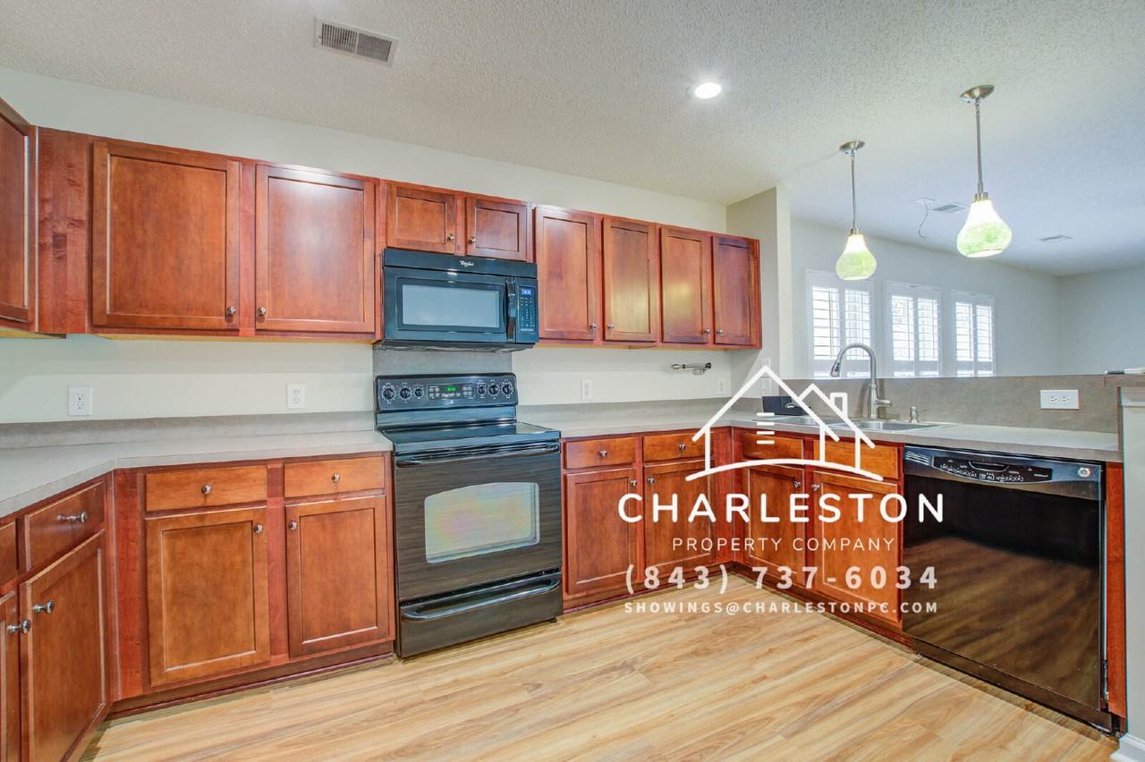179 Wildberry Ln - Photo 7 of 20