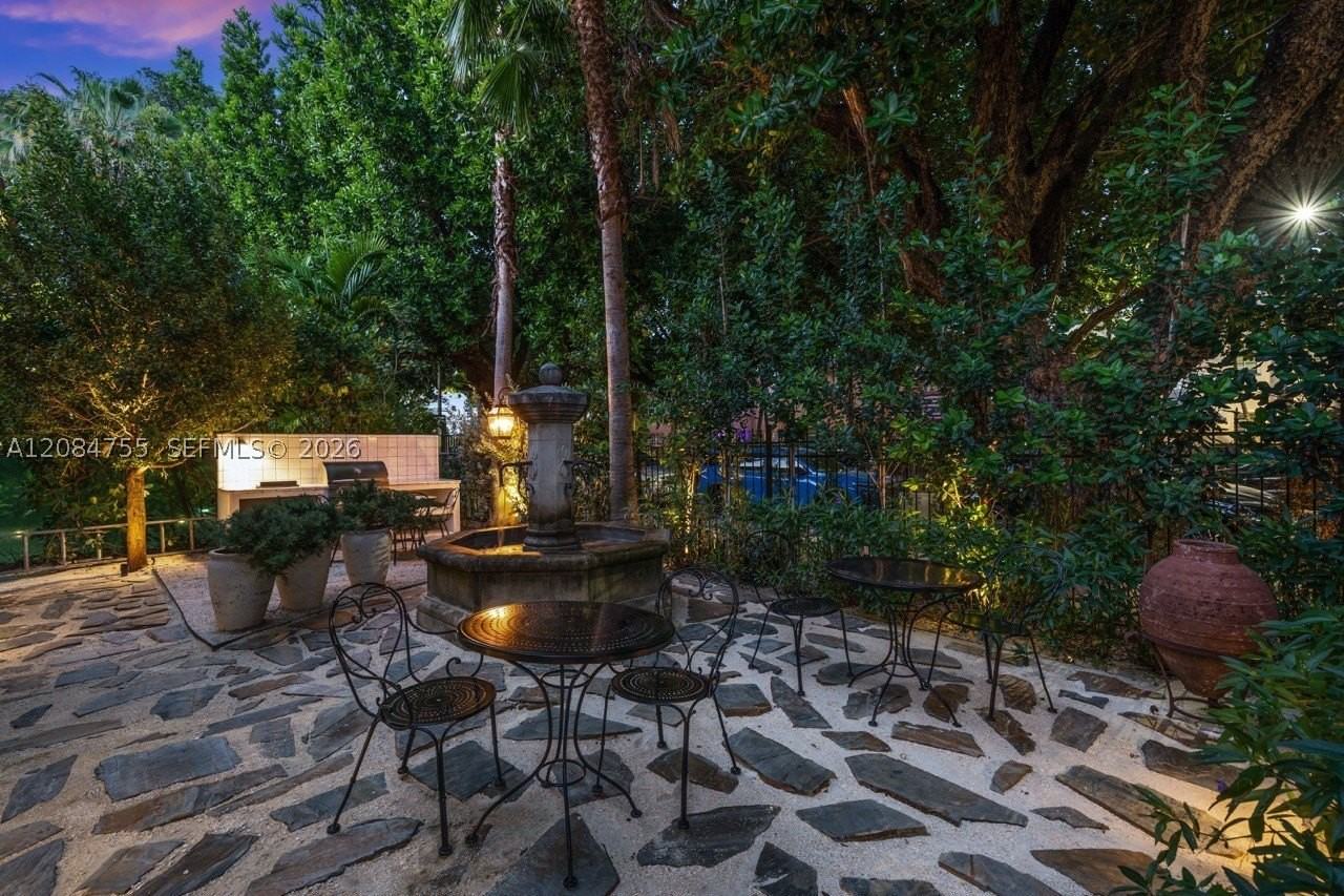 726 Meridian Ave #1 - Photo 6 of 24