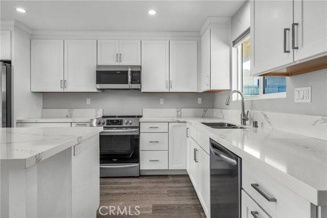 6439 Kanan Dume Rd - Photo 2 of 8
