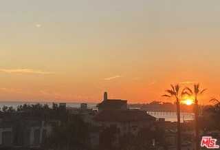 22607 Pacific Coast Hwy - Photo 2 of 8
