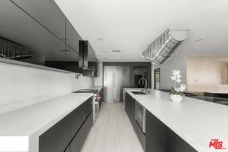 459 N Croft Ave - Photo 6 of 8