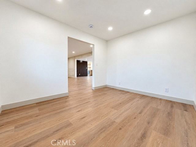 1191 E Claiborne Dr - Photo 5 of 7