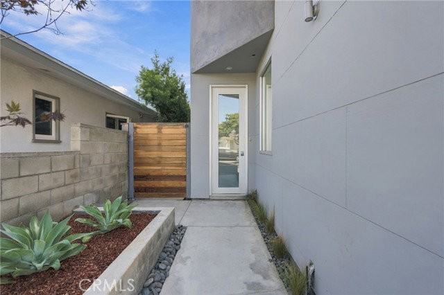 1309 S Irena Ave - Photo 3 of 8