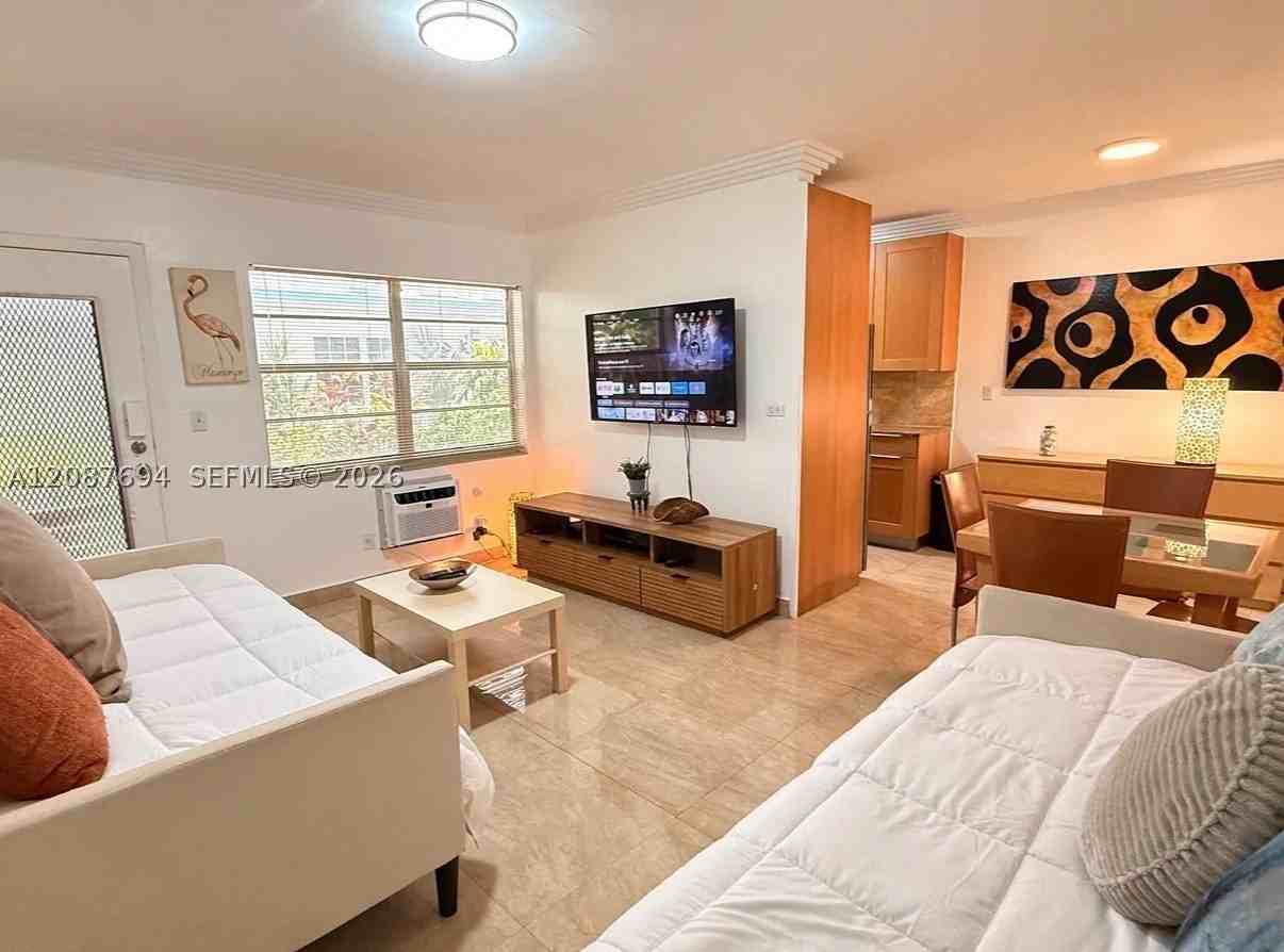 650 Pennsylvania Ave #2