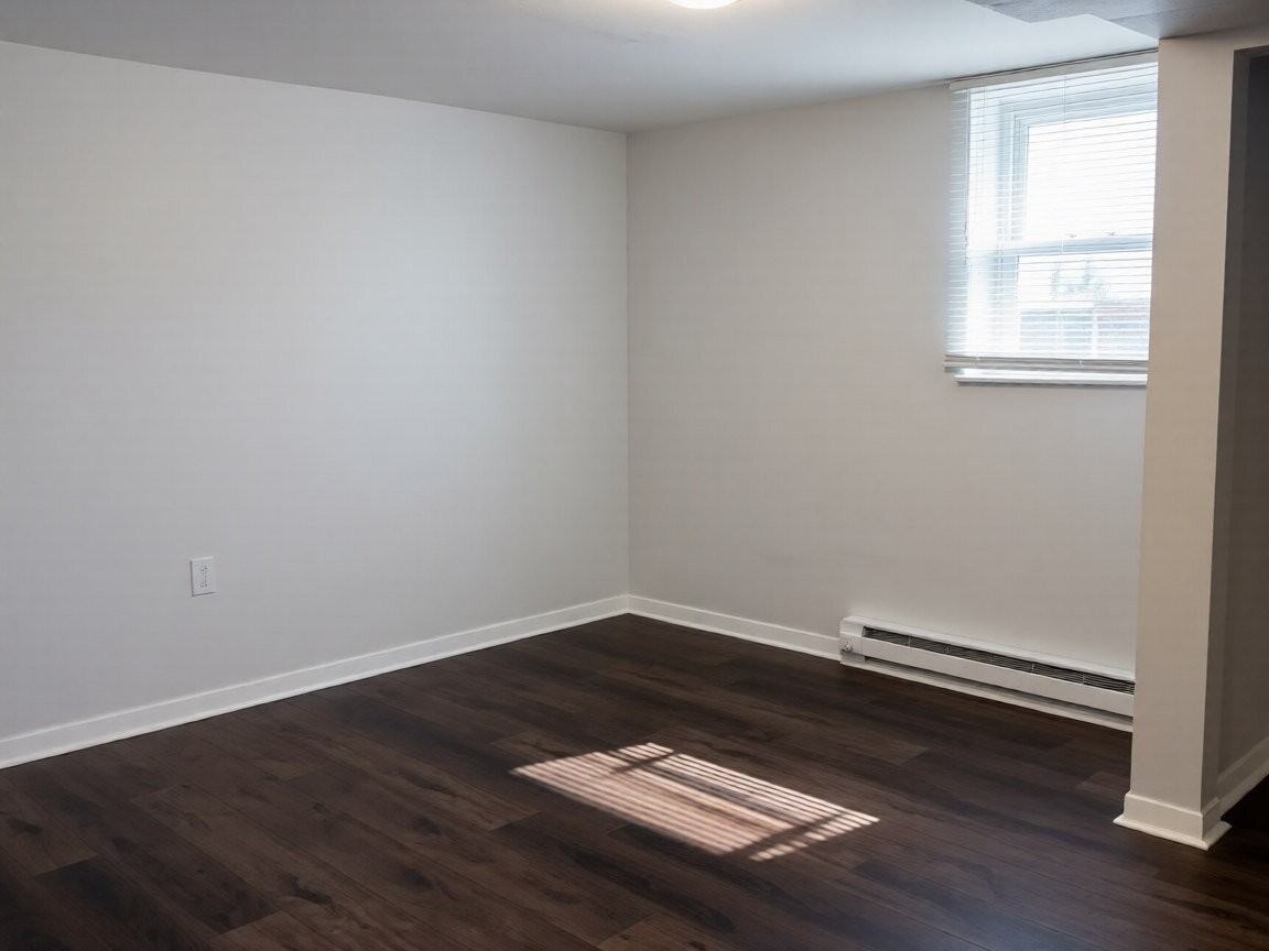 1022 Byrd Ave #4 - Photo 2 of 12