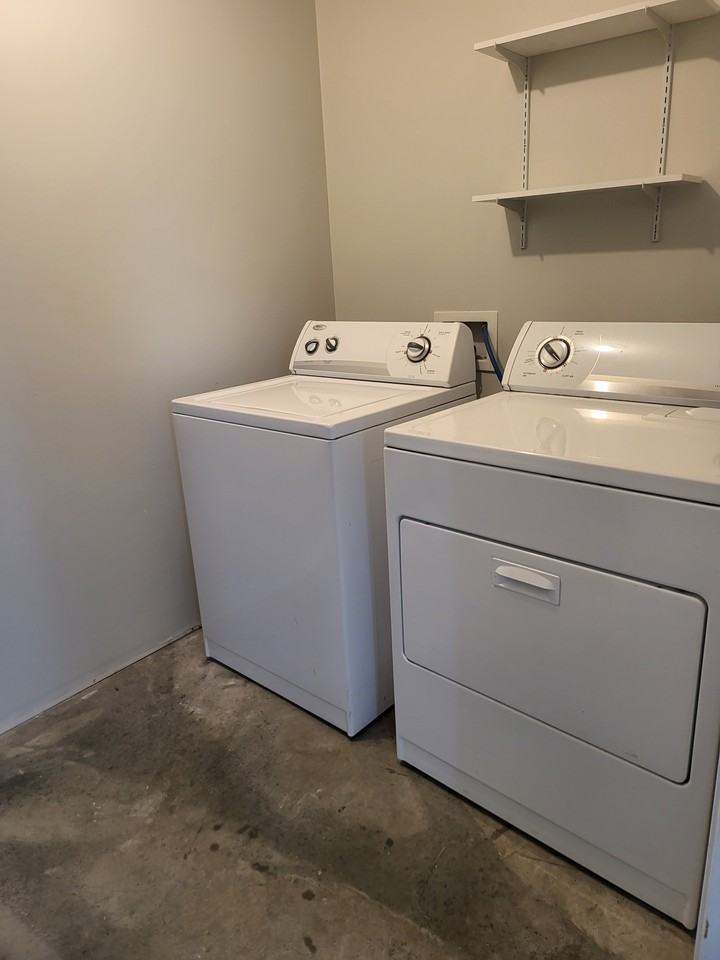 1183 39th Ave S #1 - Photo 5 of 28