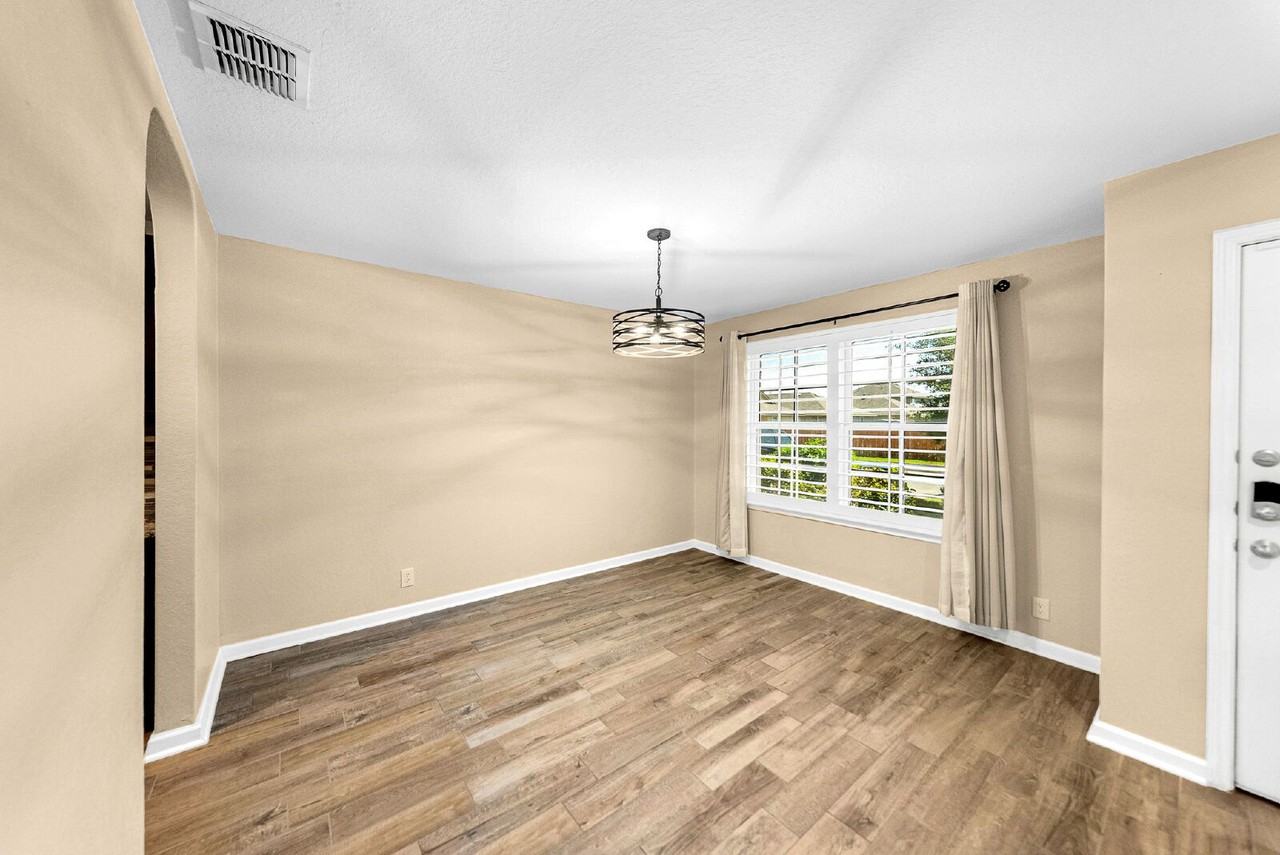 9907 Kalm Brome - Photo 5 of 50