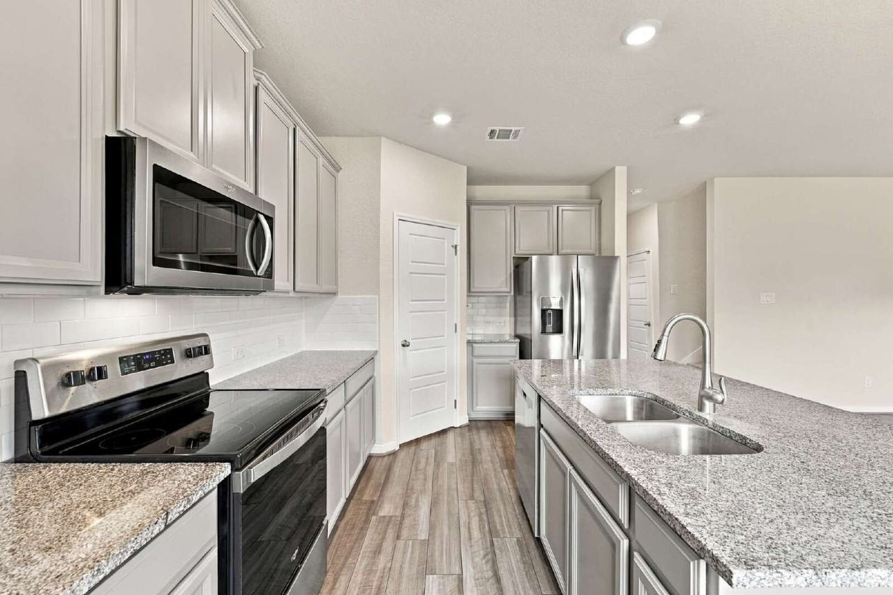 9515 Bonito Falls Dr - Photo 4 of 20