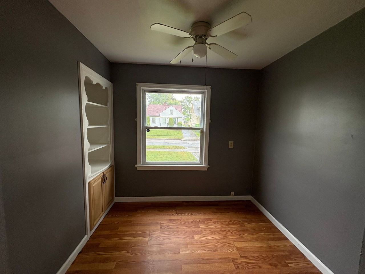 5210 Cato St - Photo 2 of 10