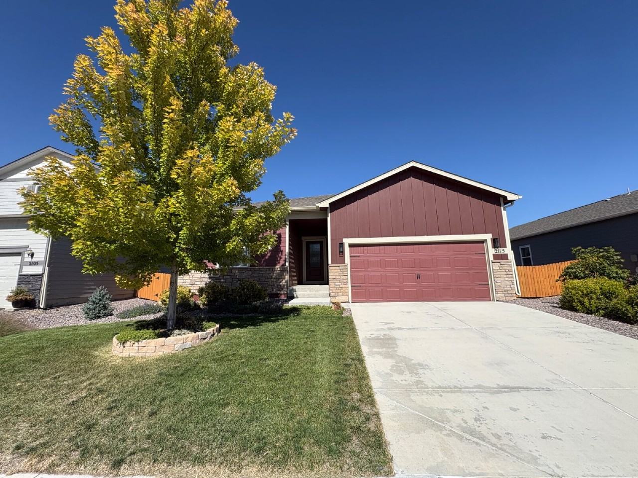 2115 Dexter St - Photo 2 of 22