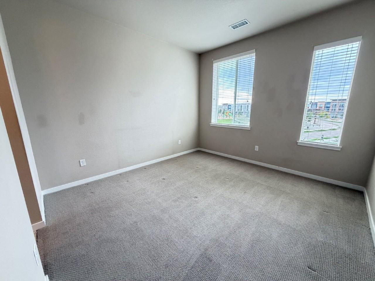 460 E Fremont Pl - Photo 5 of 19
