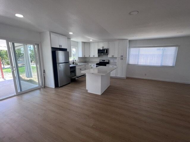 4009 Genine Dr - Photo 3 of 28