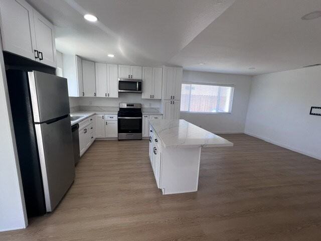 4009 Genine Dr - Photo 6 of 28