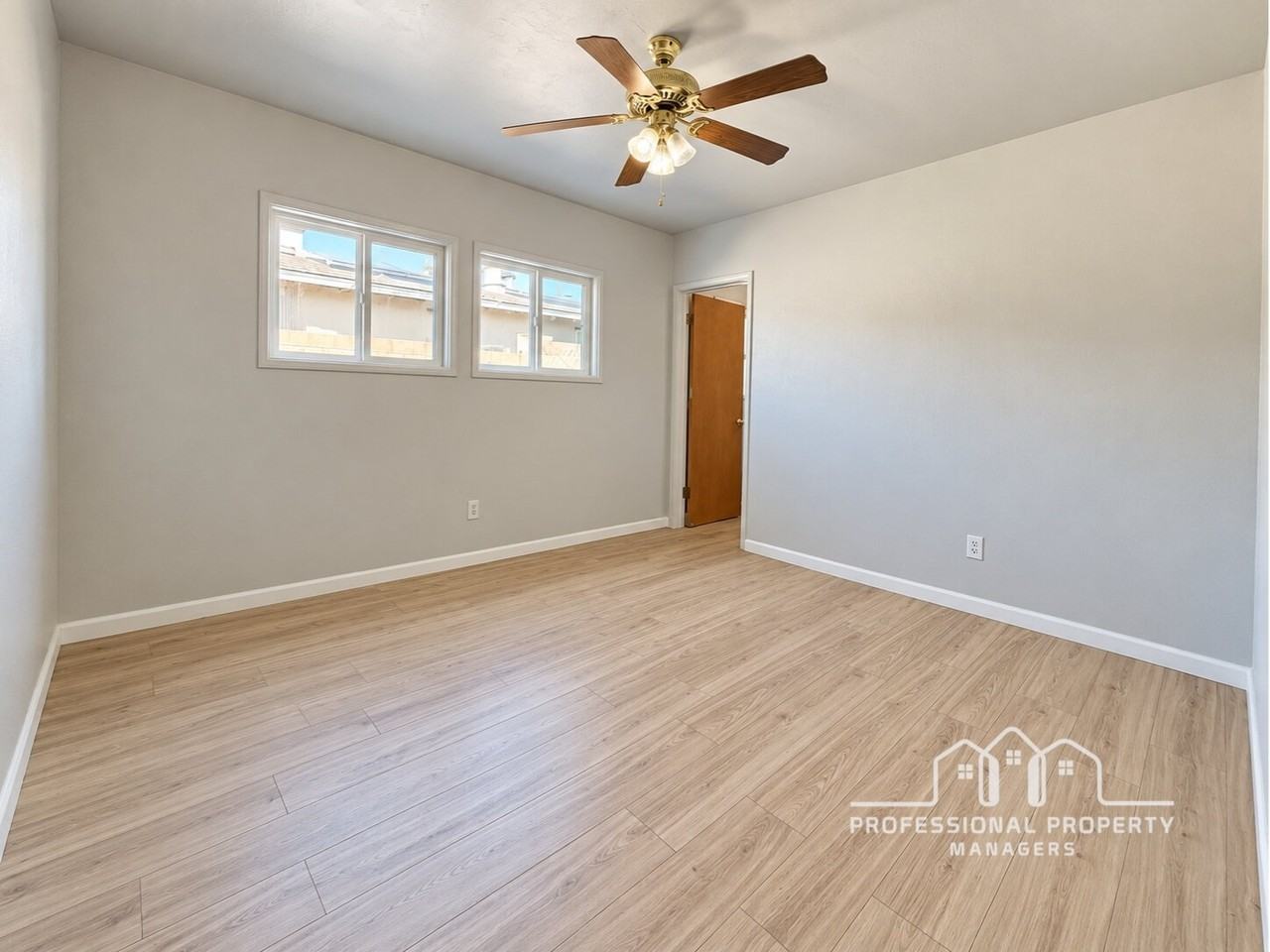 1237 S 10th Ave - Photo 7 of 16