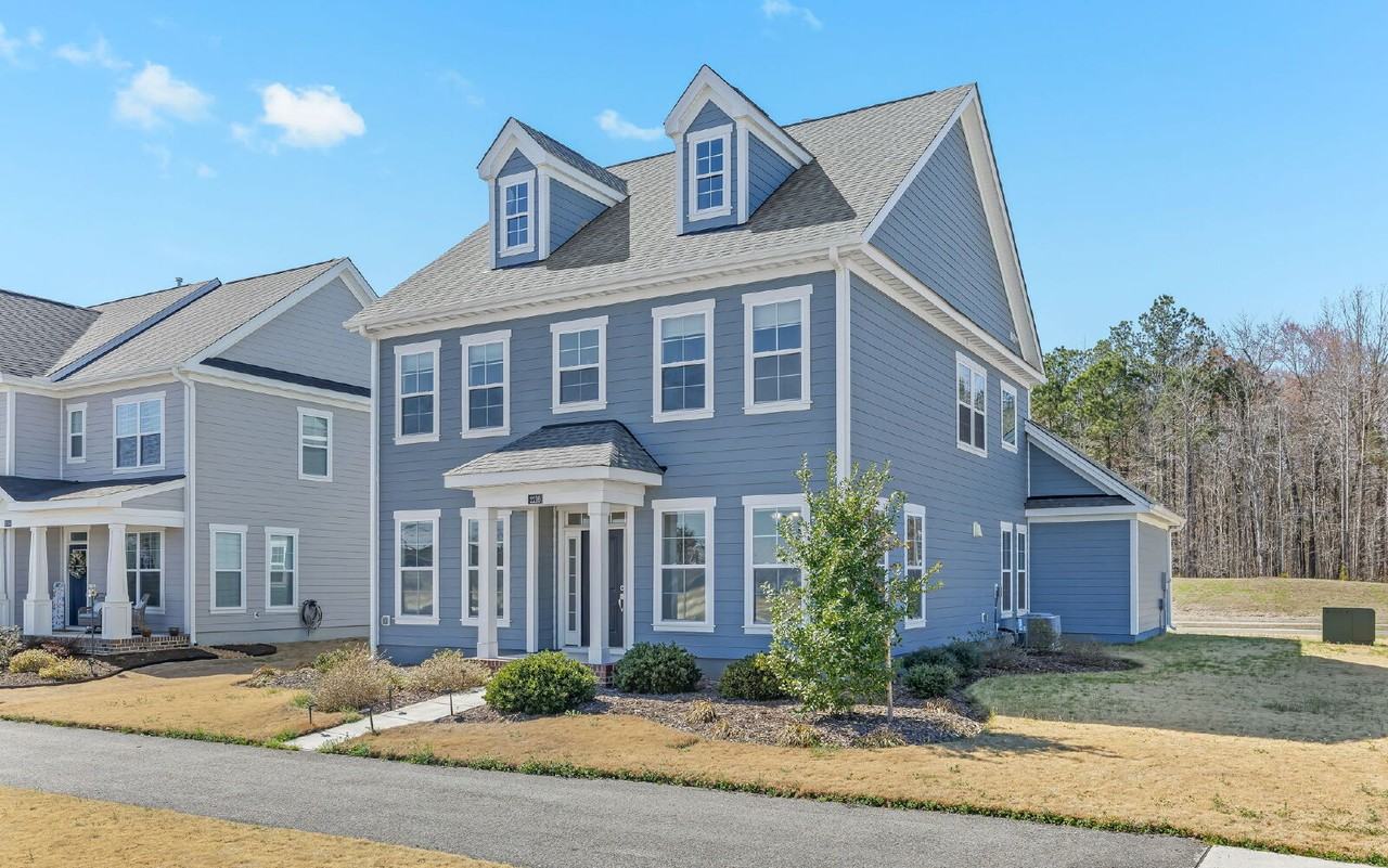 2216 Hampton Roads Pkwy - Photo 7 of 50