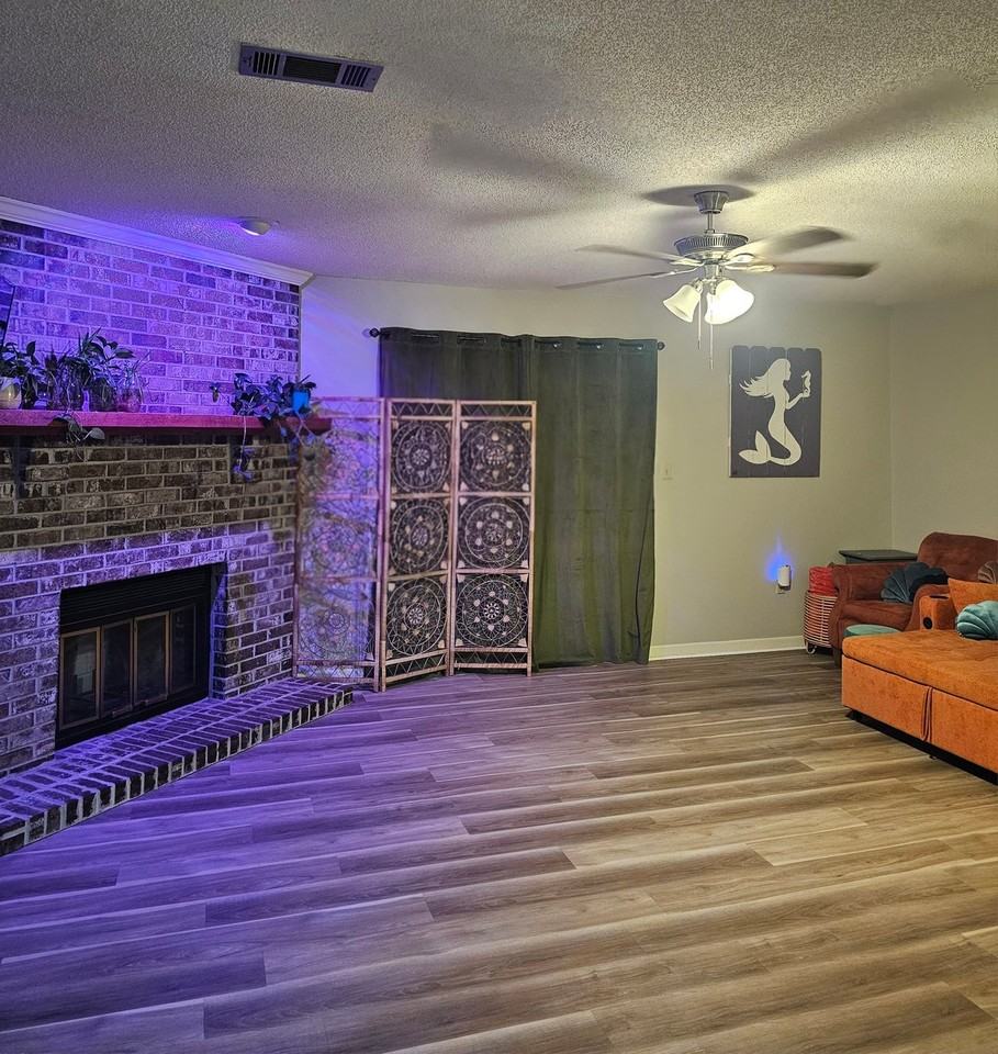 12 Gardner Dr - Photo 5 of 16