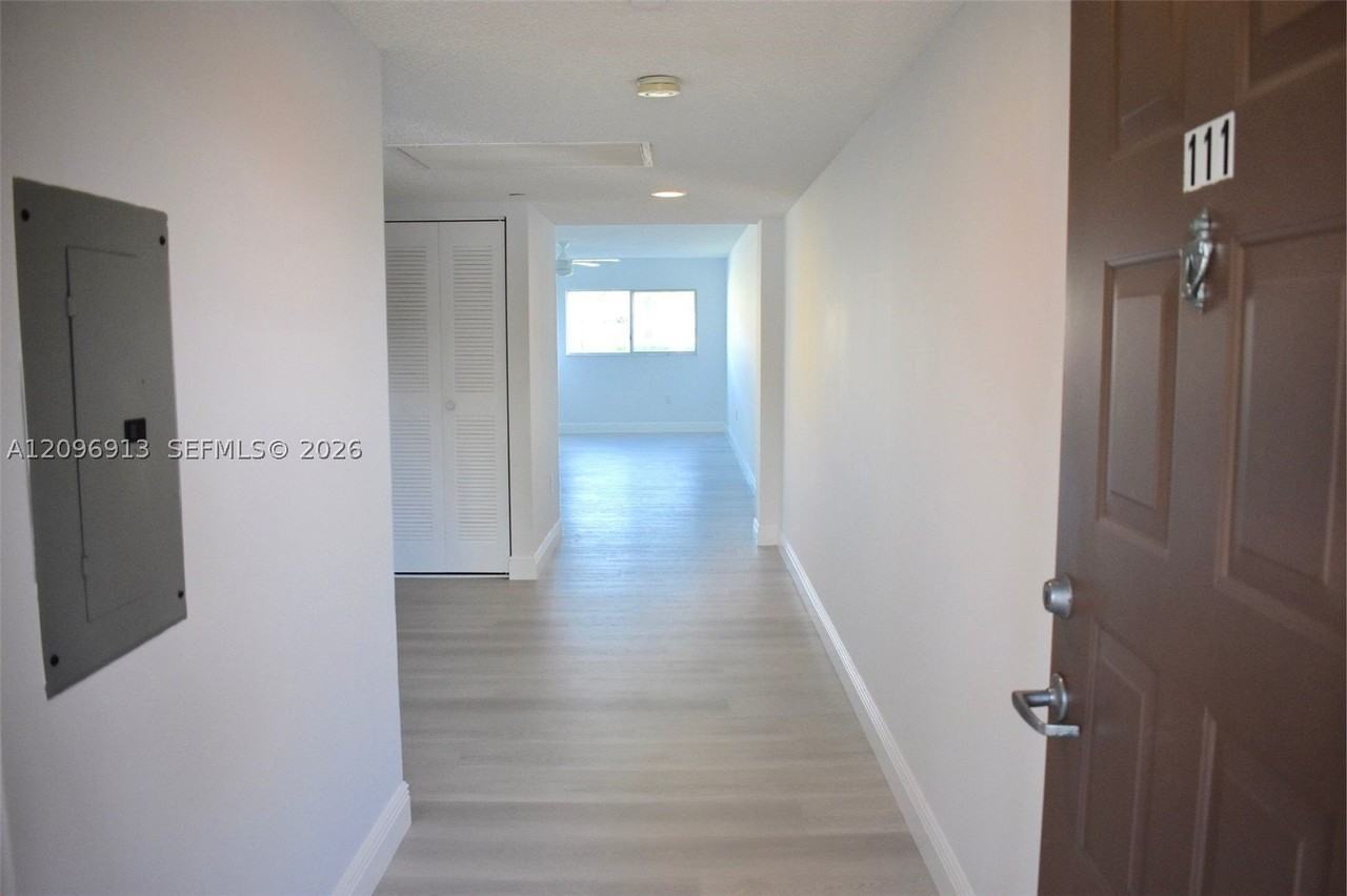 12550 Sw 15th St #111E - Photo 3 of 33