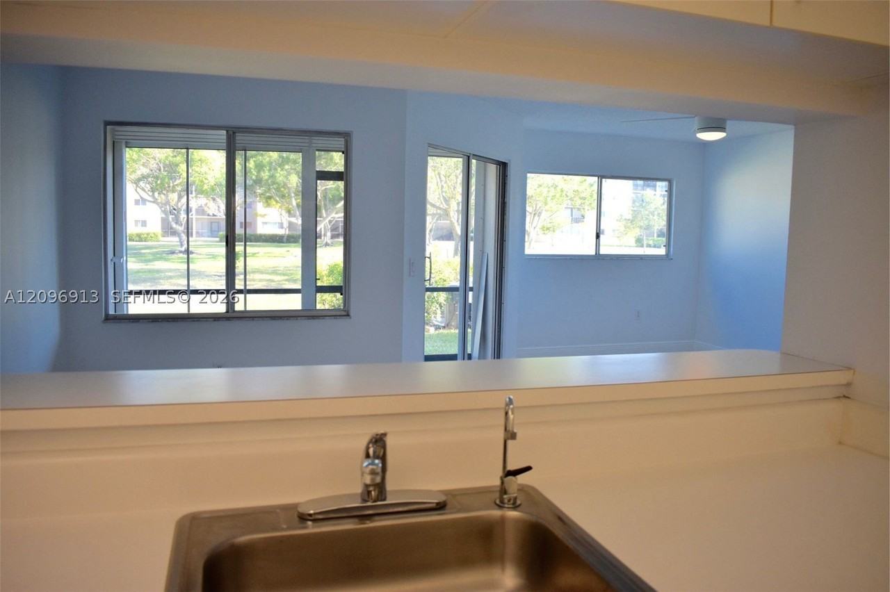 12550 Sw 15th St #111E - Photo 6 of 33