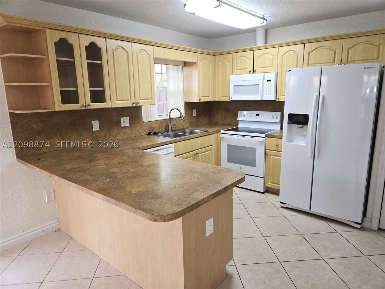 2652 Sw 31st Ct #2652 - Photo 6 of 16