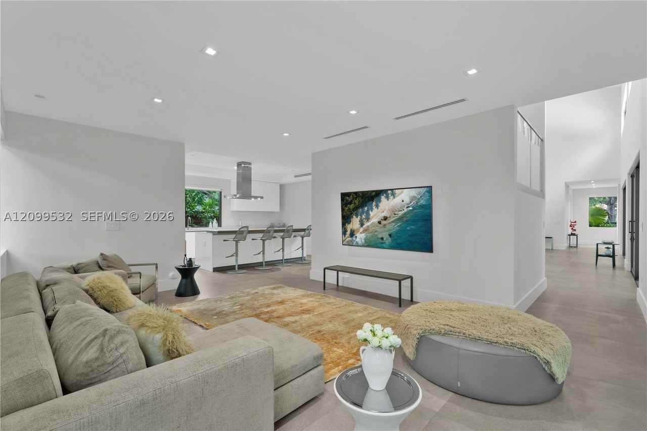 10 Samana Dr - Photo 7 of 29