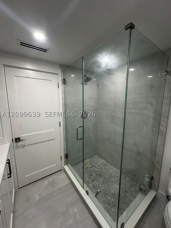 179 Azalea St - Photo 4 of 11