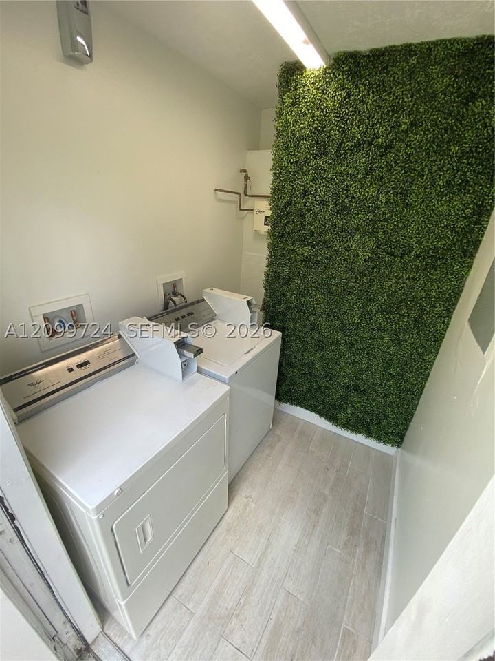 1723 Liberty St #8 - Photo 6 of 6